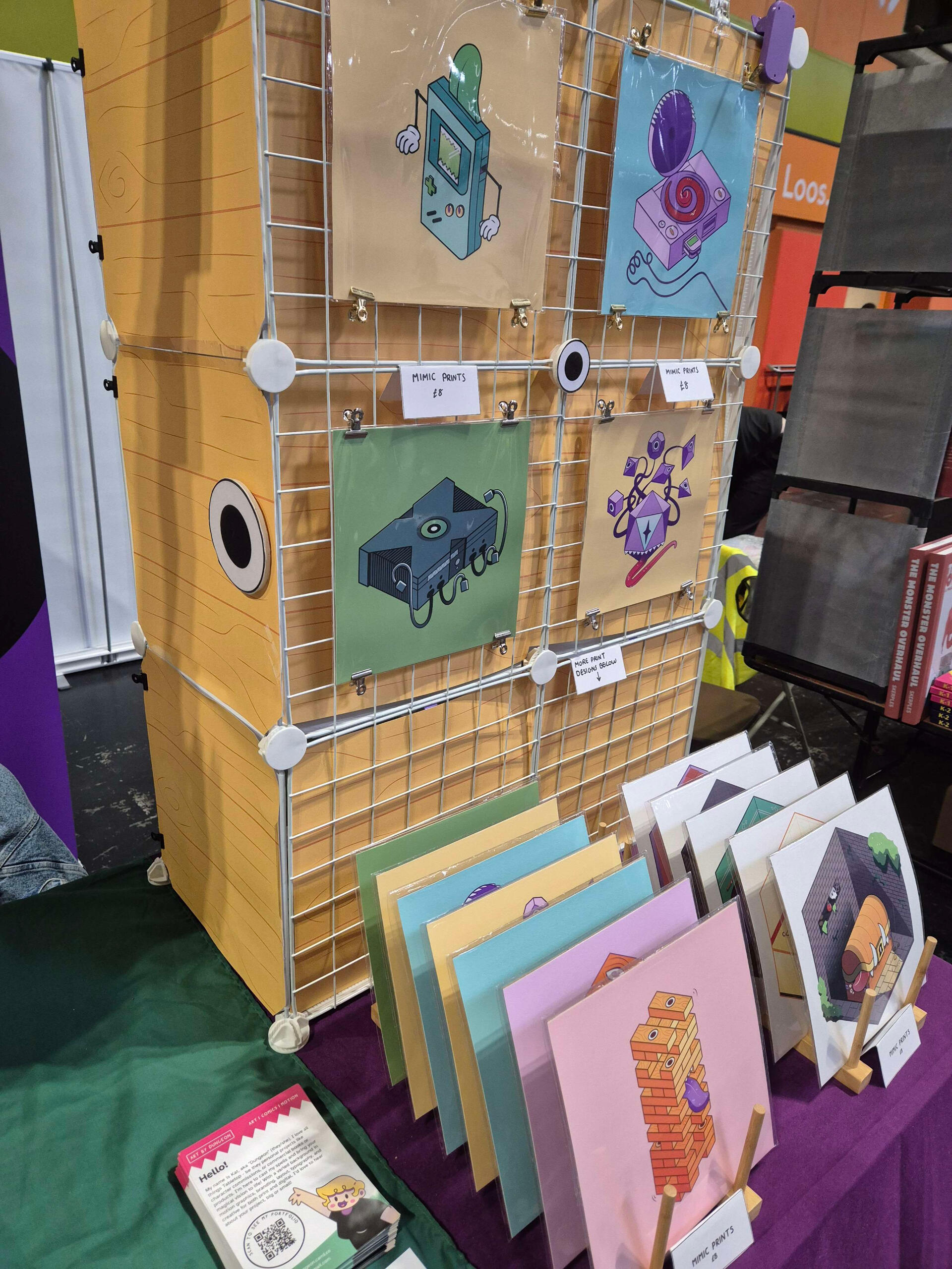 Close up of finished display stand 1